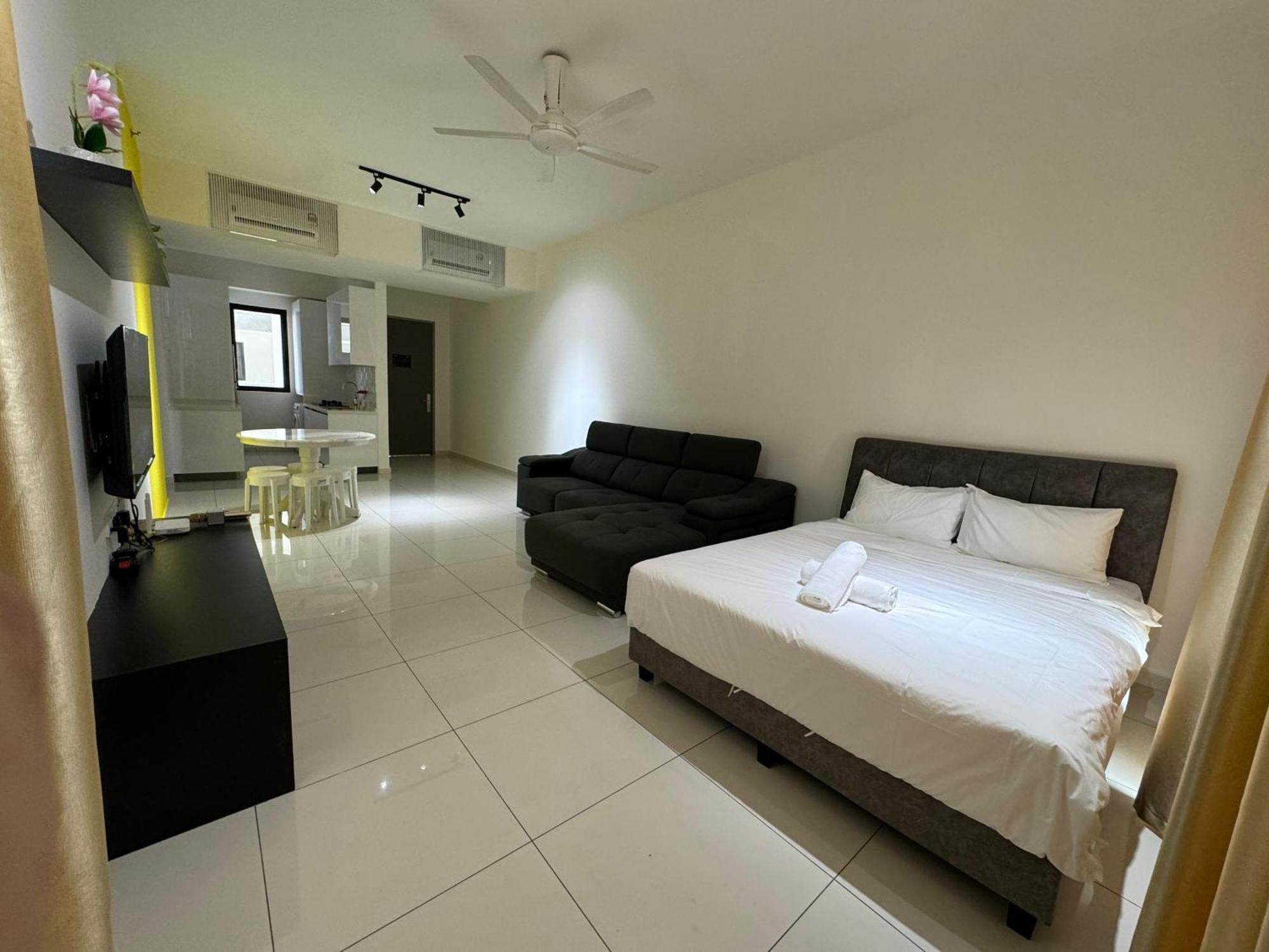 Cozy Comfort- Beacon Executives Apartment *